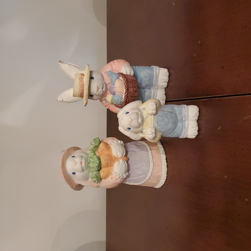 Charming Bunny 🌻 Family Figurines EASTER SPRING Decor